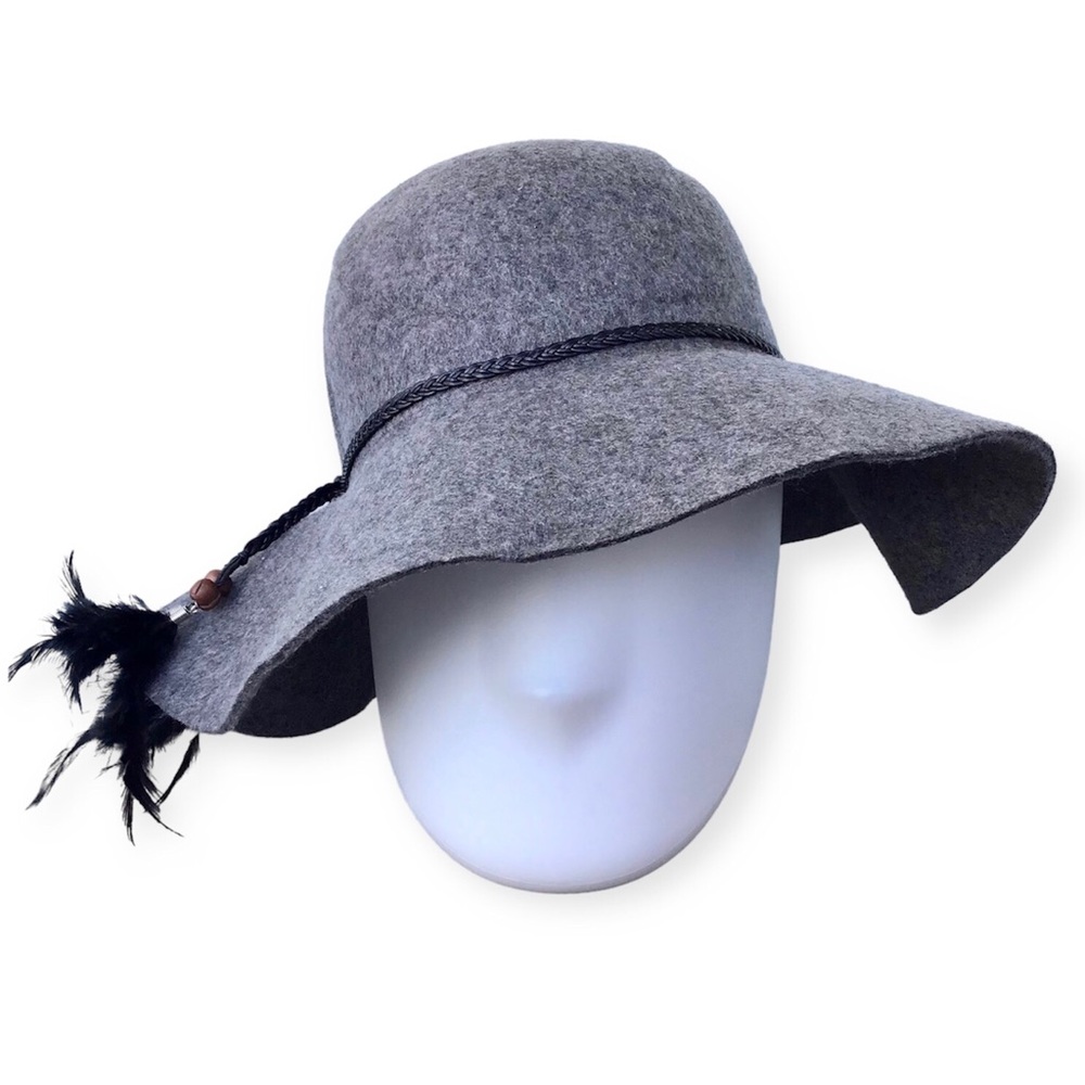 100% Wool Hat with Large Rim & Feathers